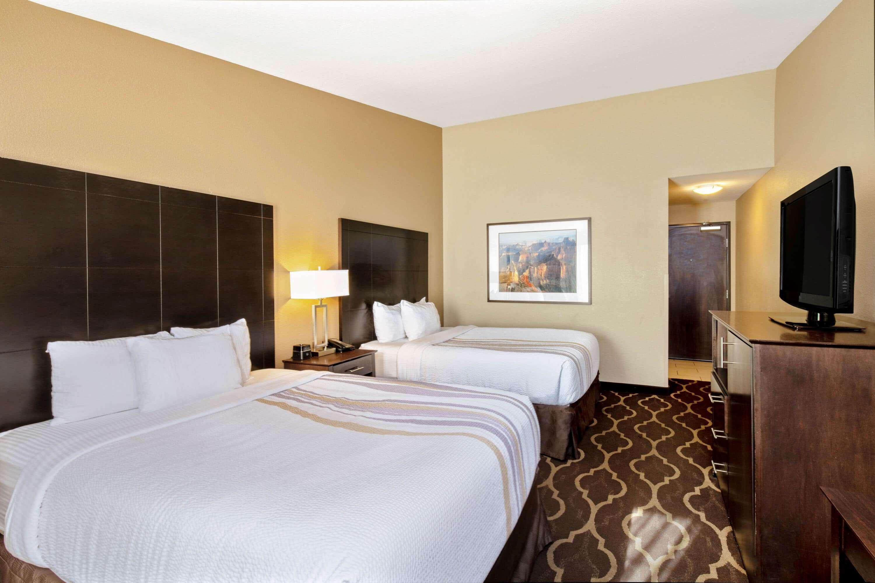 La Quinta & By Wyndham Lv Tropicana Stadium Hotel 3*